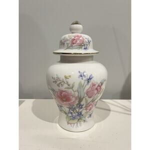 Japanese Fine China Vintage Lidded Vase Floral Decorative Collectible Ginger Jar